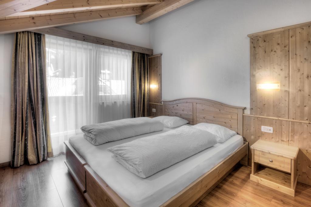 B&B Bracun Corvara In Badia Rom bilde